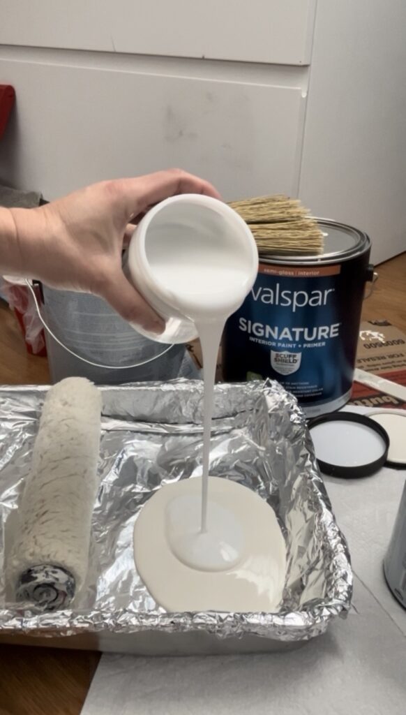 half bath mixing paint and glaze for faux grasscloth application